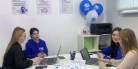 «Единая Россия» в Херсонской области и МФЦ обучат волонтеров для помощи старшему поколению в пользовании Госуслугами и мессенджером МАХ - Единая Россия
